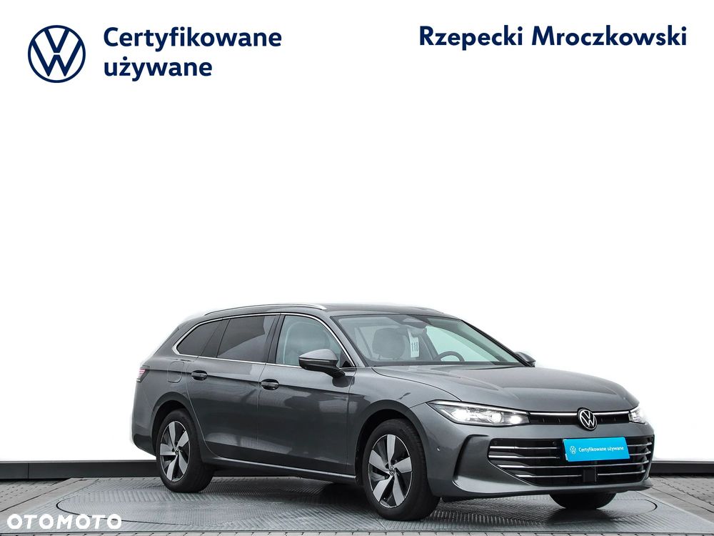 Volkswagen Passat Variant 1.5 TSI EVO Elegance DSG - 3