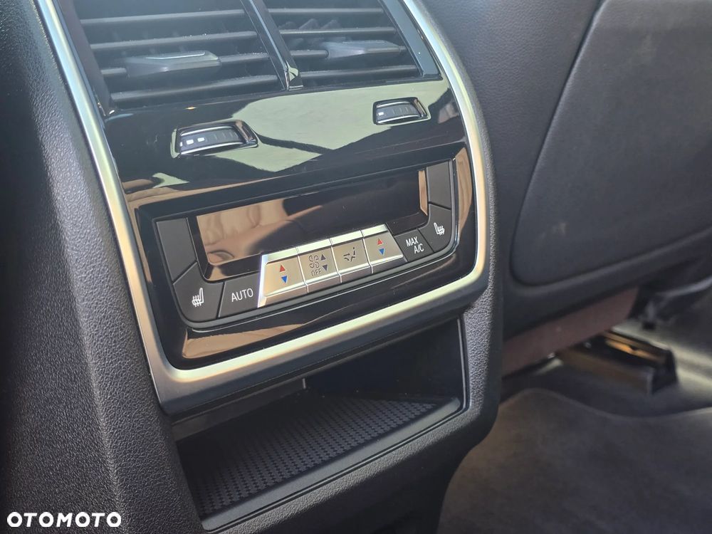 BMW X7 xDrive40d mHEV M Sport sport - 17