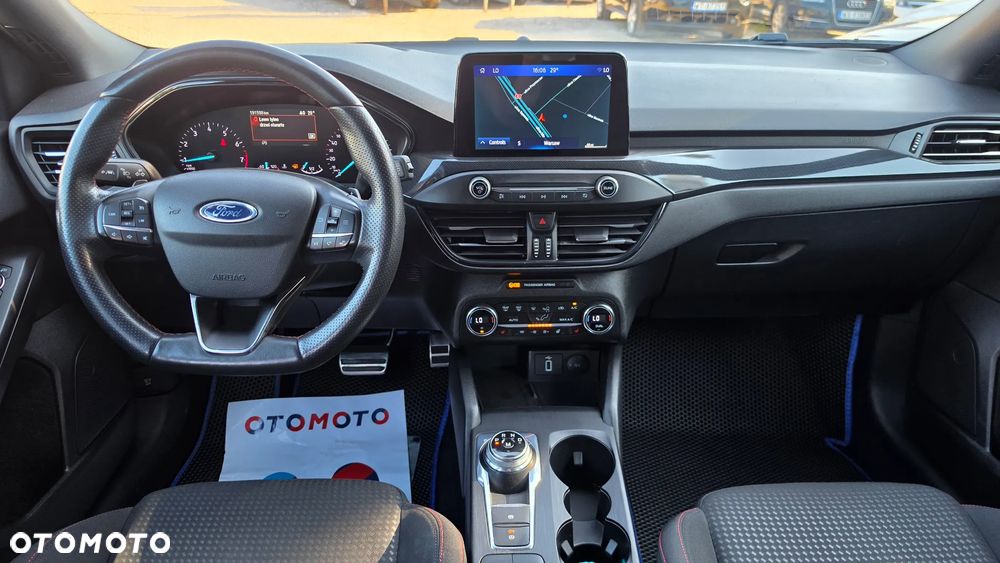 Ford Focus 1.5 EcoBoost ST-Line - 11