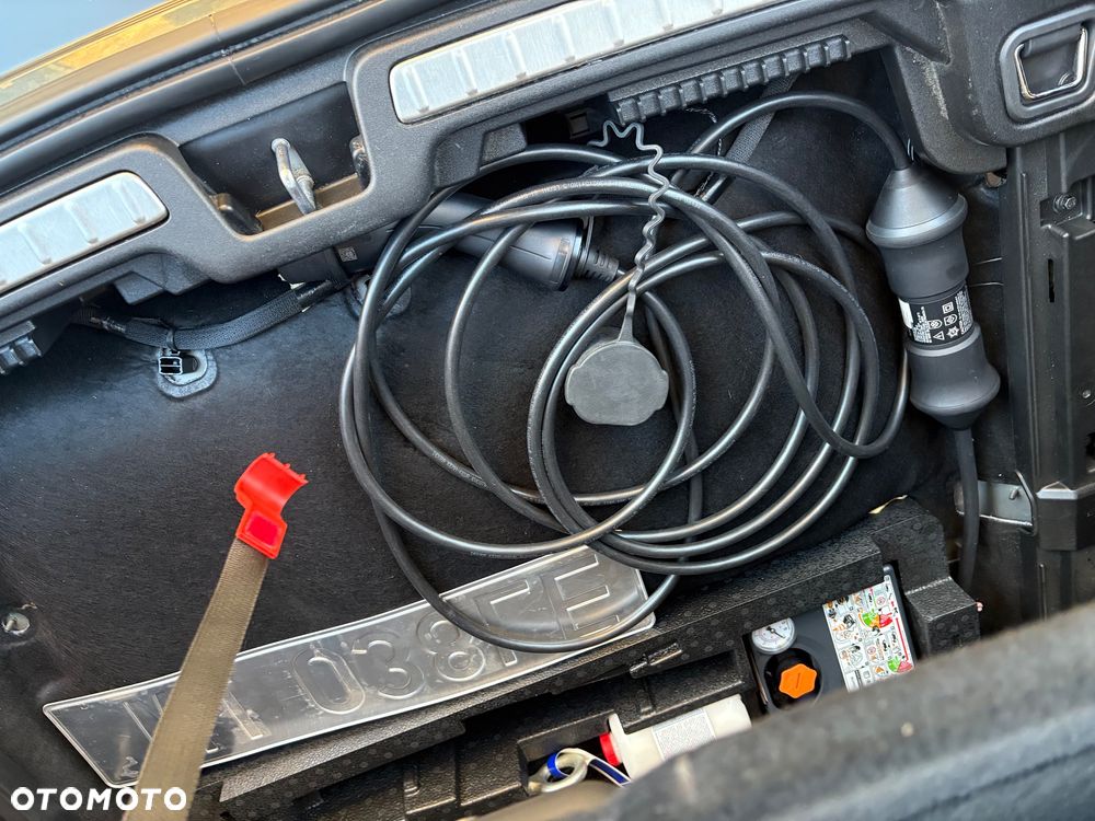 Volvo V60 T6 AWD Plug-In Hybrid Inscription - 22