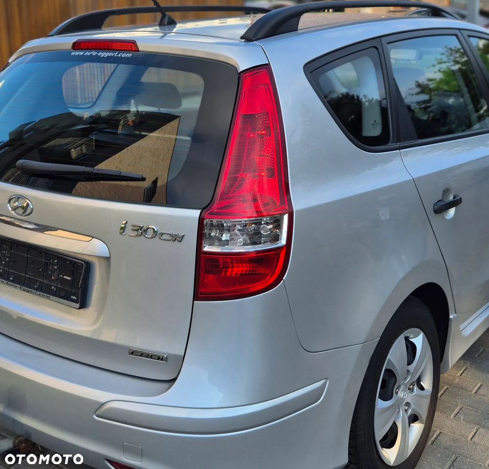 Hyundai i30 1.6 CRDi Seasons - 18