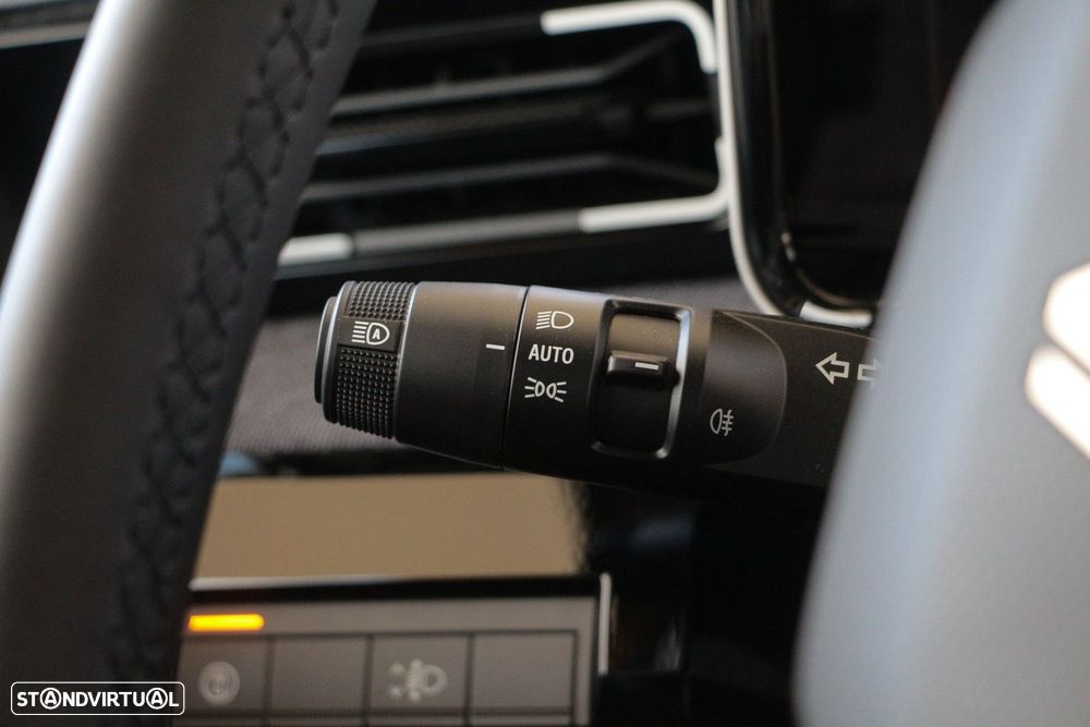 Renault 5 E-Tech 52 kWh Evolution Autonomia Conforto - 42