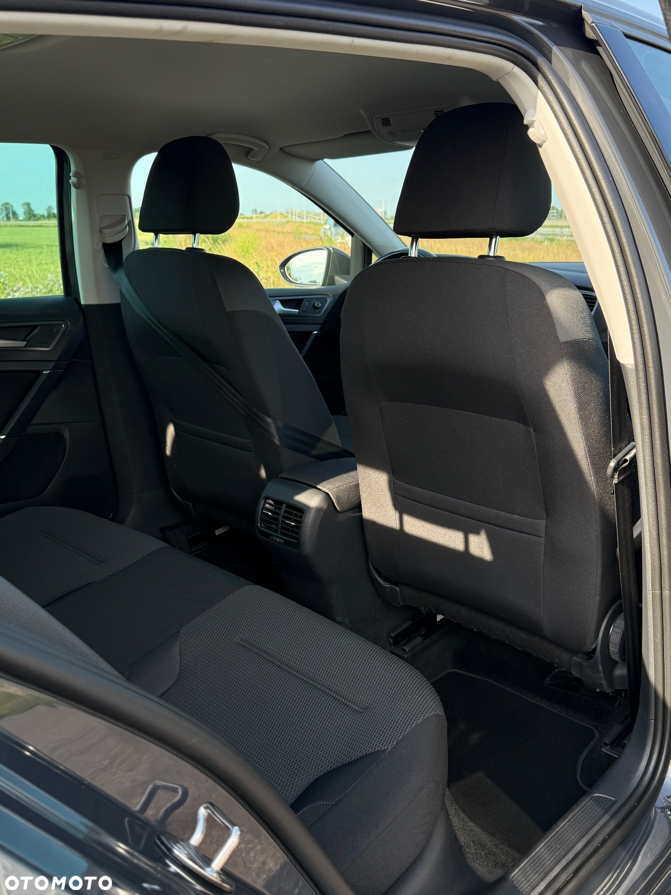 Volkswagen Golf e-Golf - 8