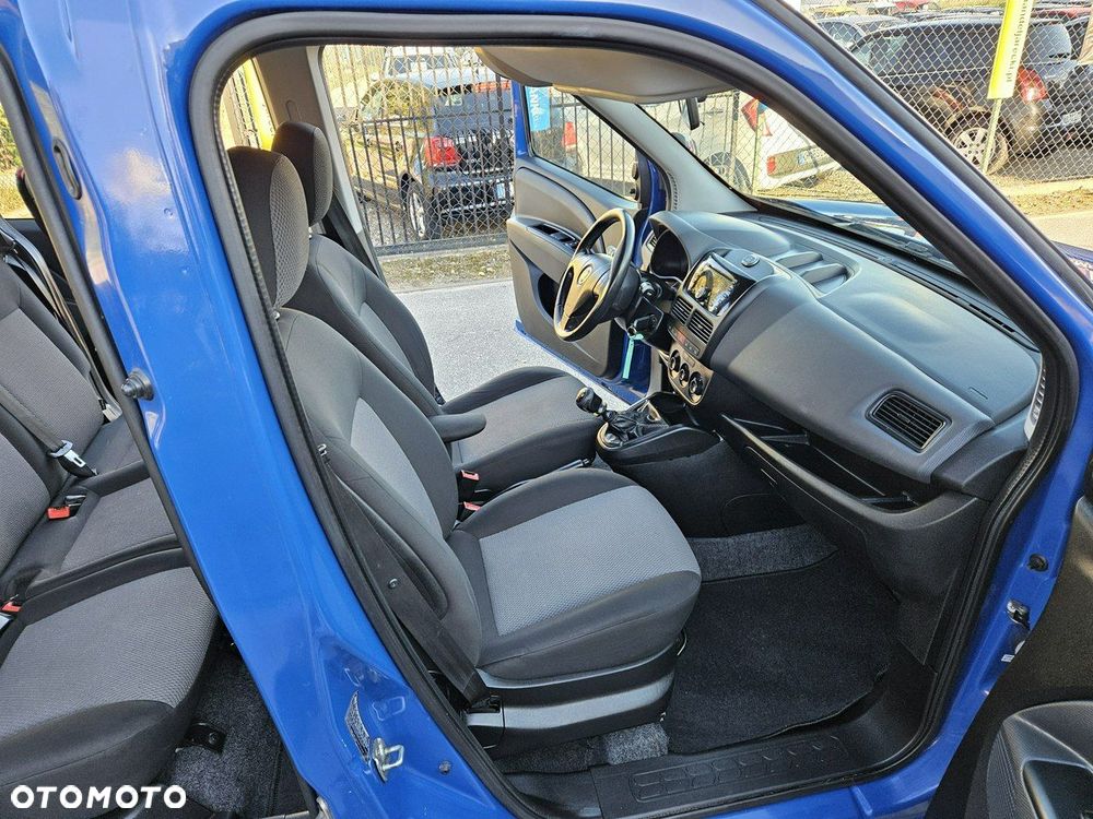 Fiat Doblo - 10