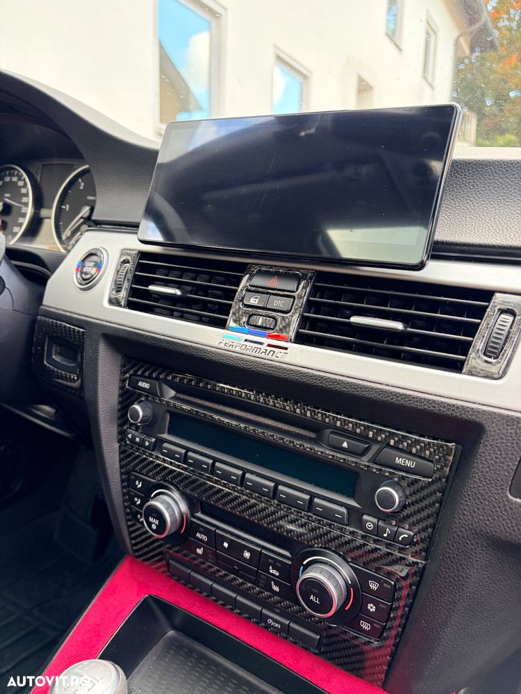 BMW Seria 3 318d - 16