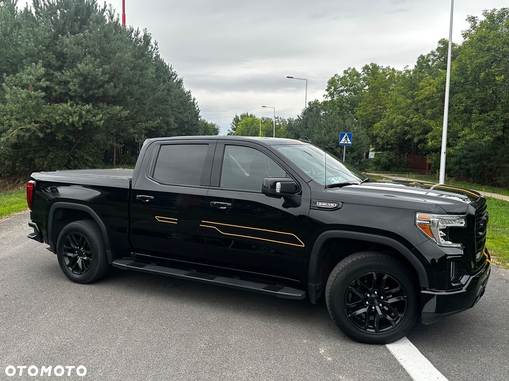 GMC Sierra - 3
