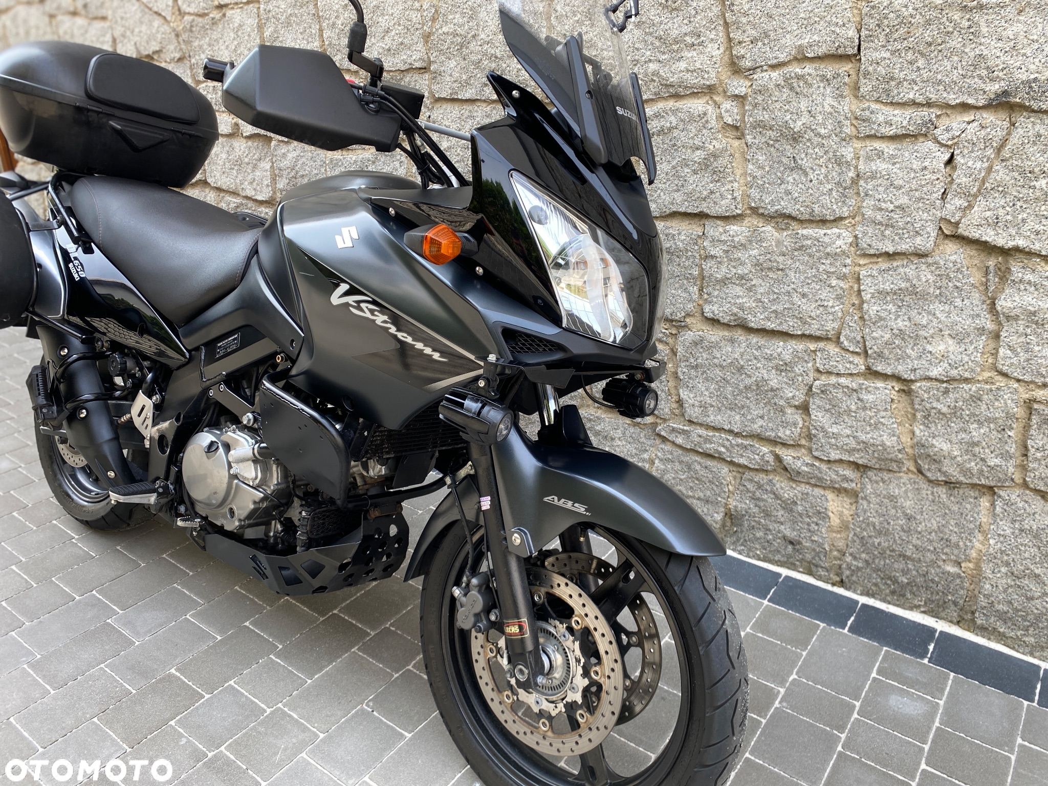 Suzuki V-STROM - 8