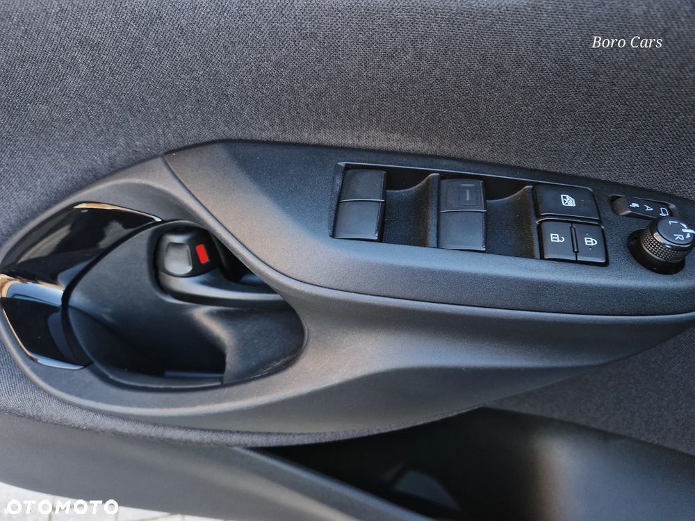 Toyota Yaris Cross Hybrid 1.5 Executive - 21