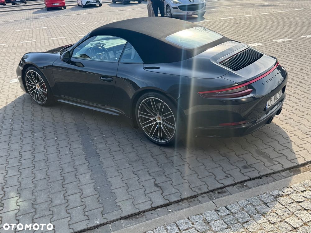 Porsche 911 Carrera 4S PDK - 6