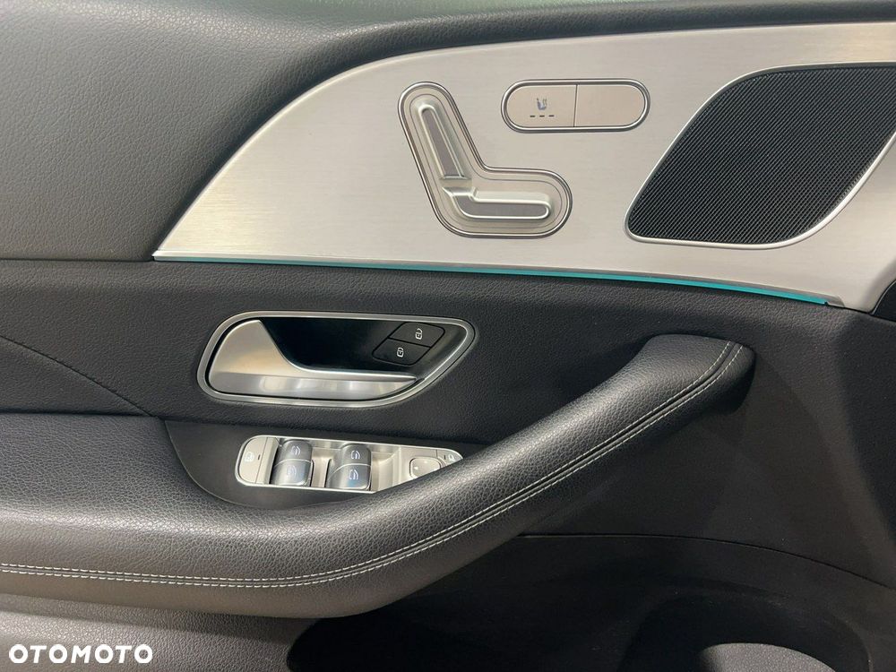 Mercedes-Benz GLE 300 d 4-Matic - 13