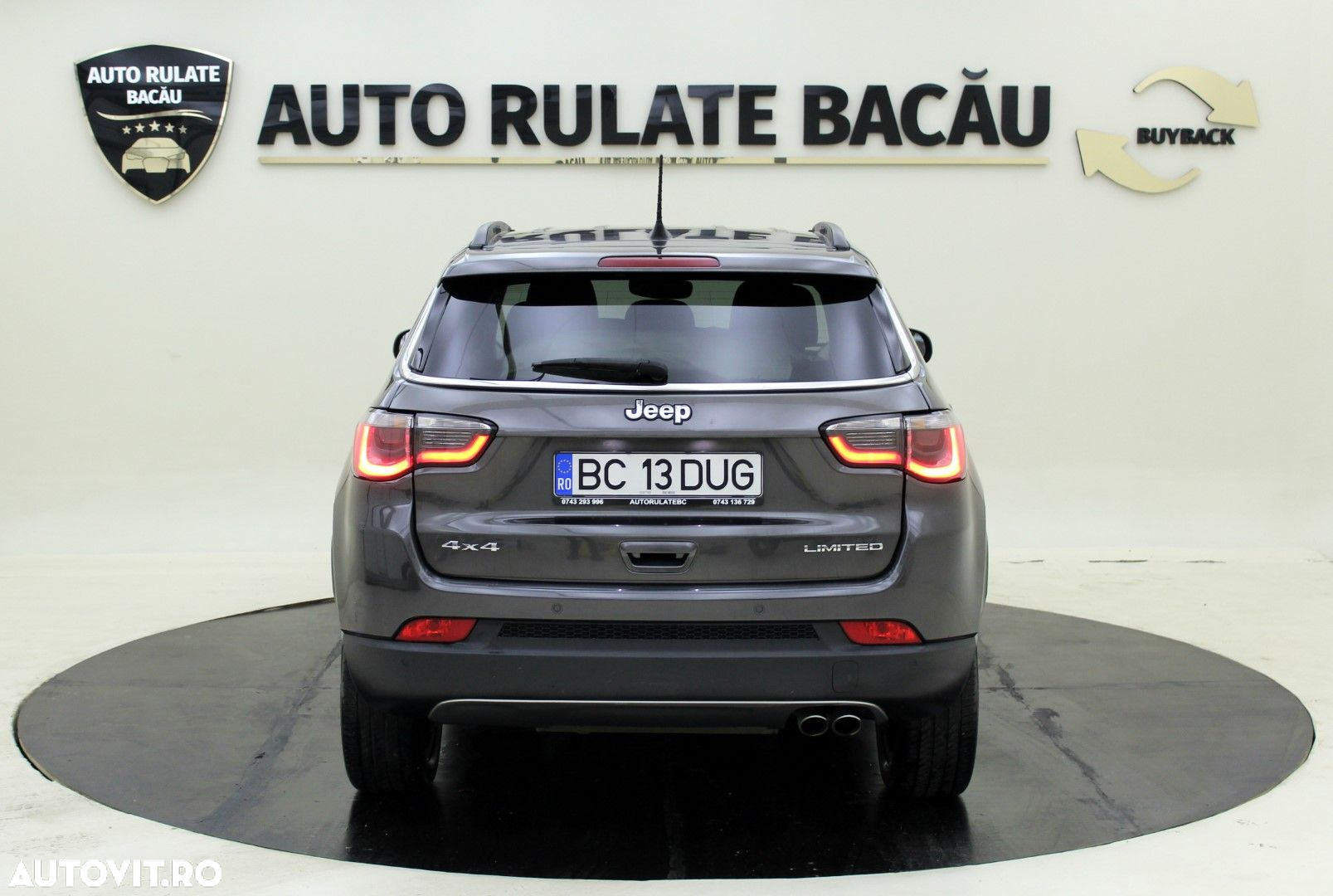 Jeep Compass - 11