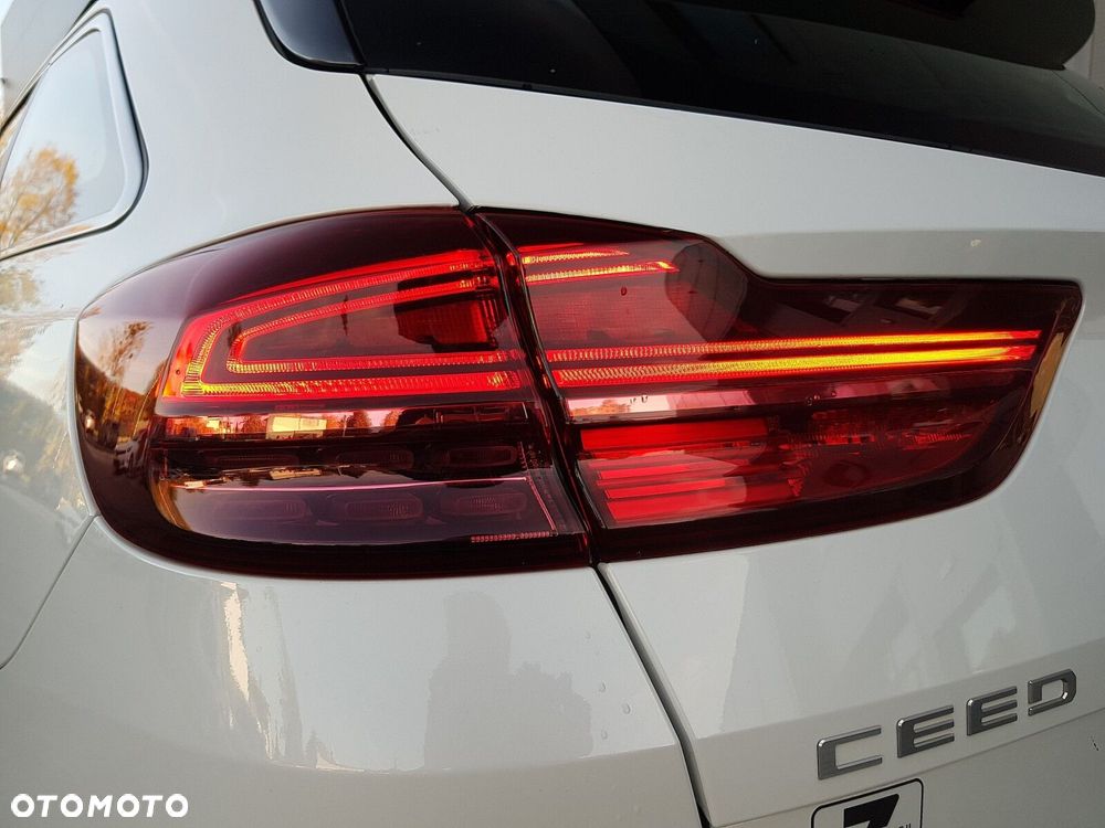 Kia Ceed 1.5 T-GDI M DCT - 10