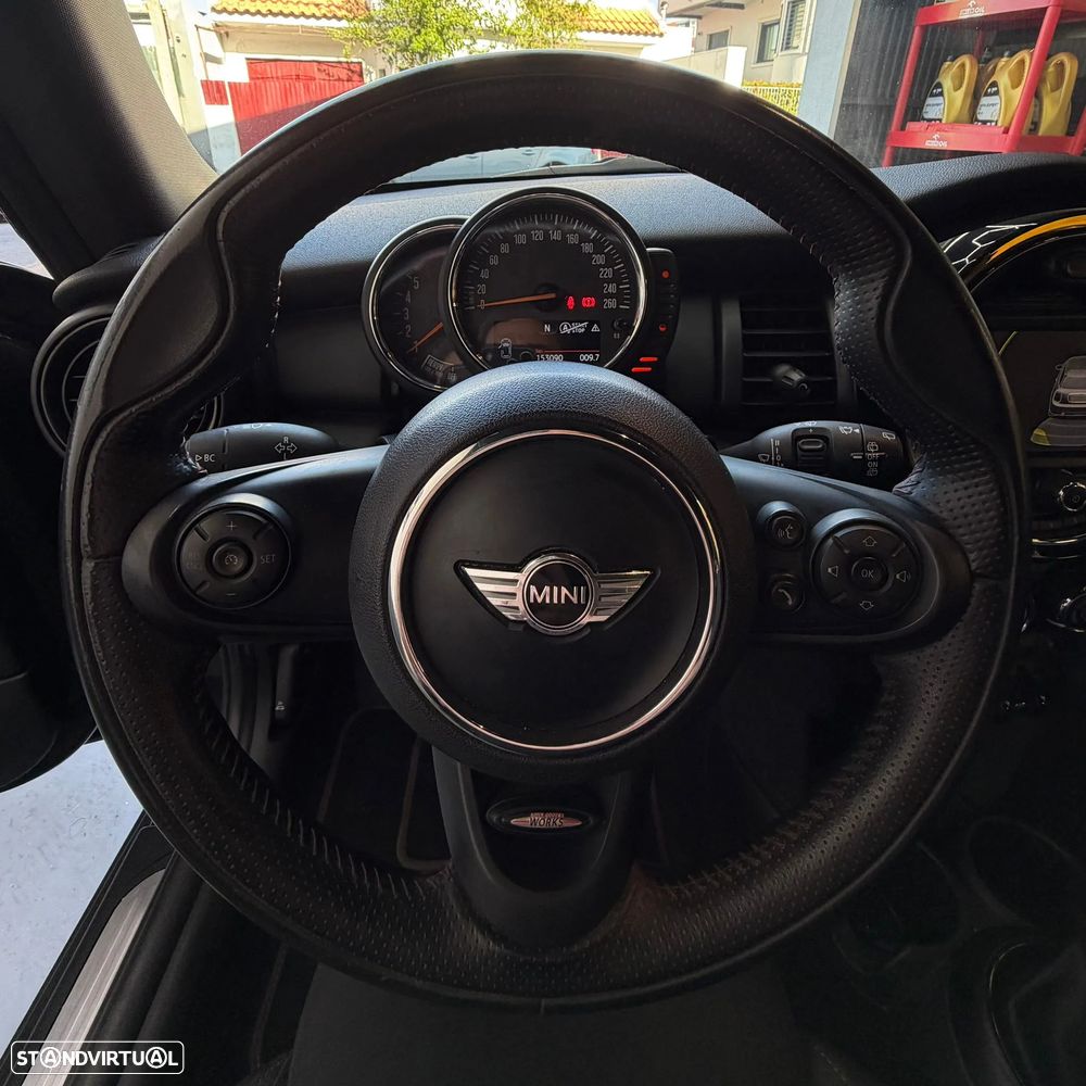 MINI 3 Portas Cooper D - 12