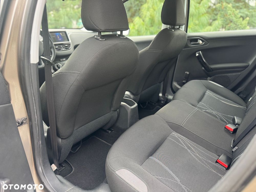 Peugeot 208 1.2 VTi Access - 8