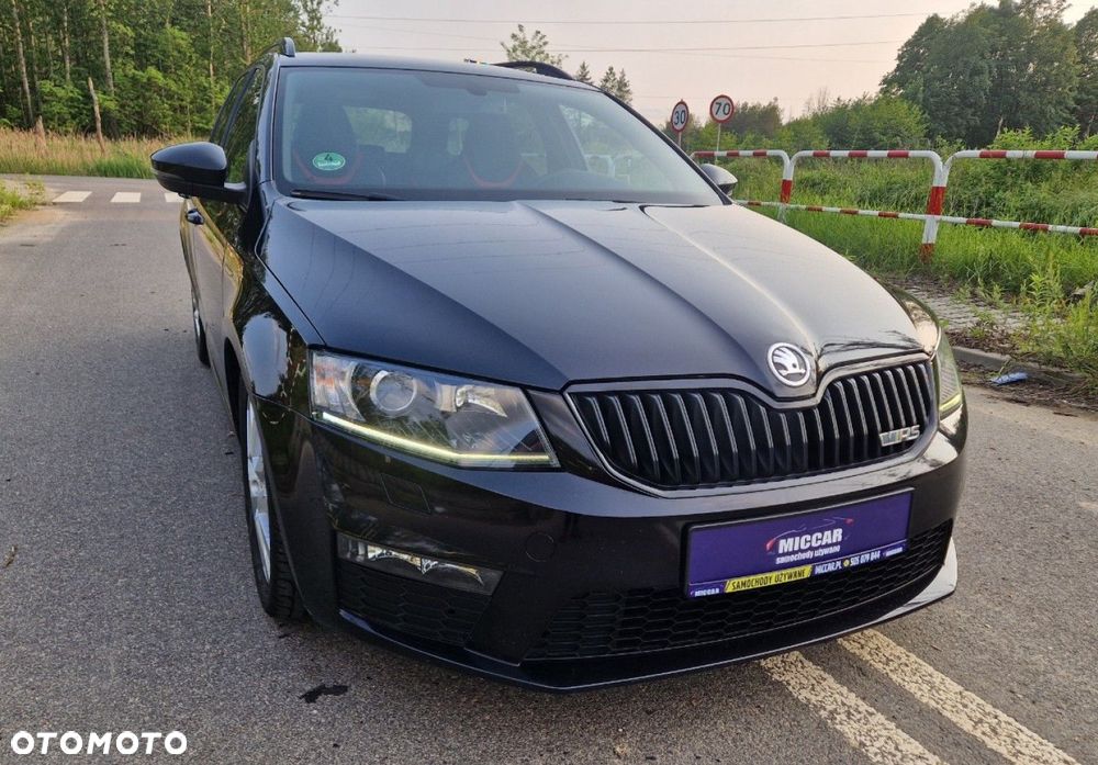 Skoda Octavia Combi 2.0 TDI (Green tec) RS - 14