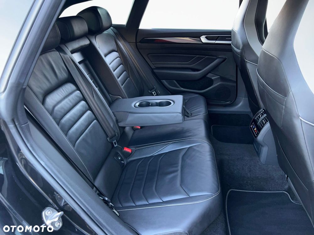 Volkswagen Arteon 2.0 TDI R-Line DSG - 14