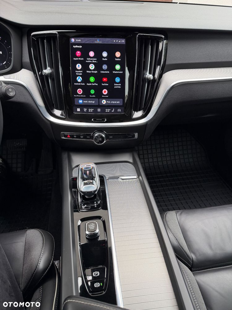 Volvo V60 B4 D Plus Dark - 15
