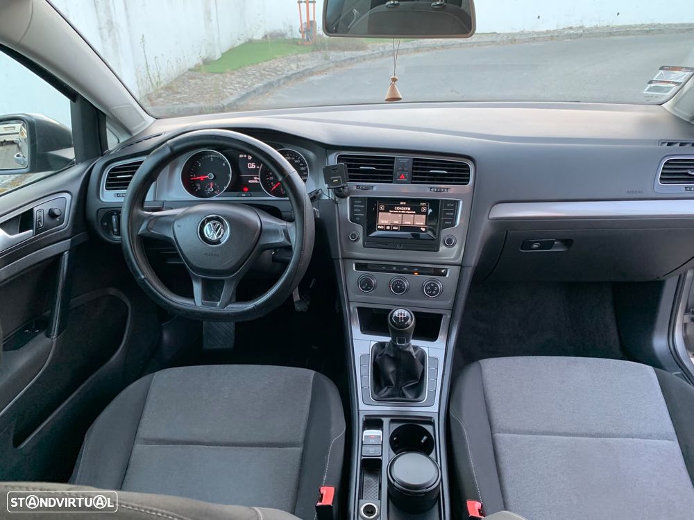VW Golf - 6