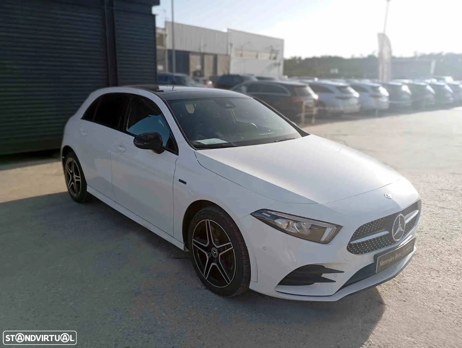 Mercedes-Benz A 250 e AMG Line - 4