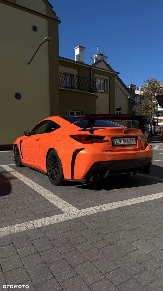 Lexus RC F Carbon - 16