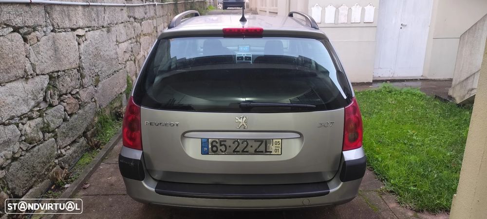 Peugeot 307 Break 1.4 16V Navtech - 5