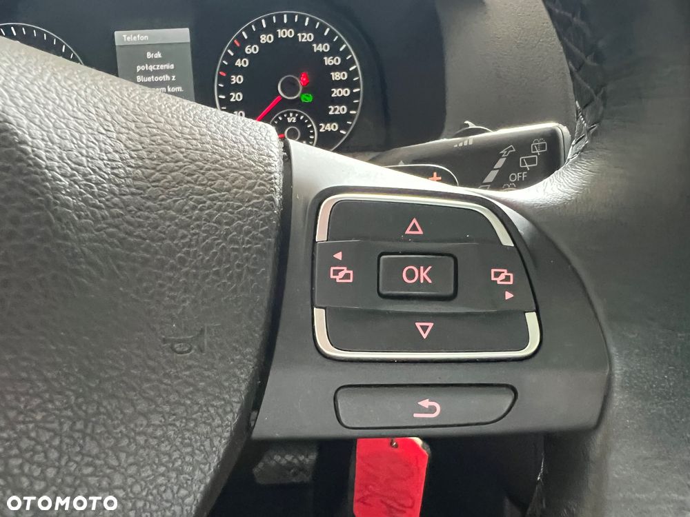 Volkswagen Touran 2.0 TDI DPF Comfortline DSG - 31