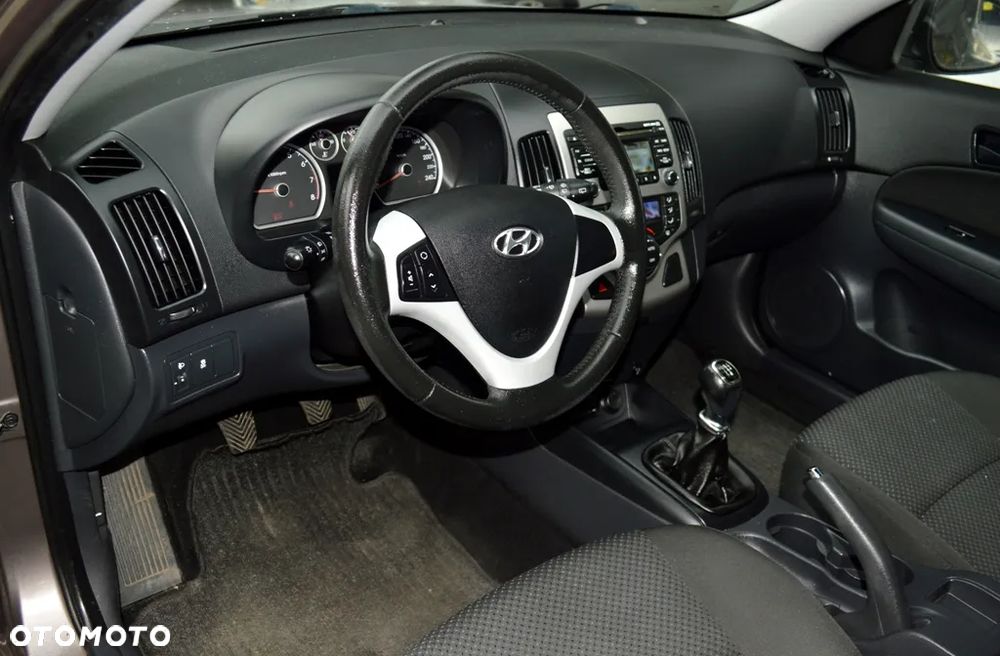 Hyundai i30 1.4 Base - 31