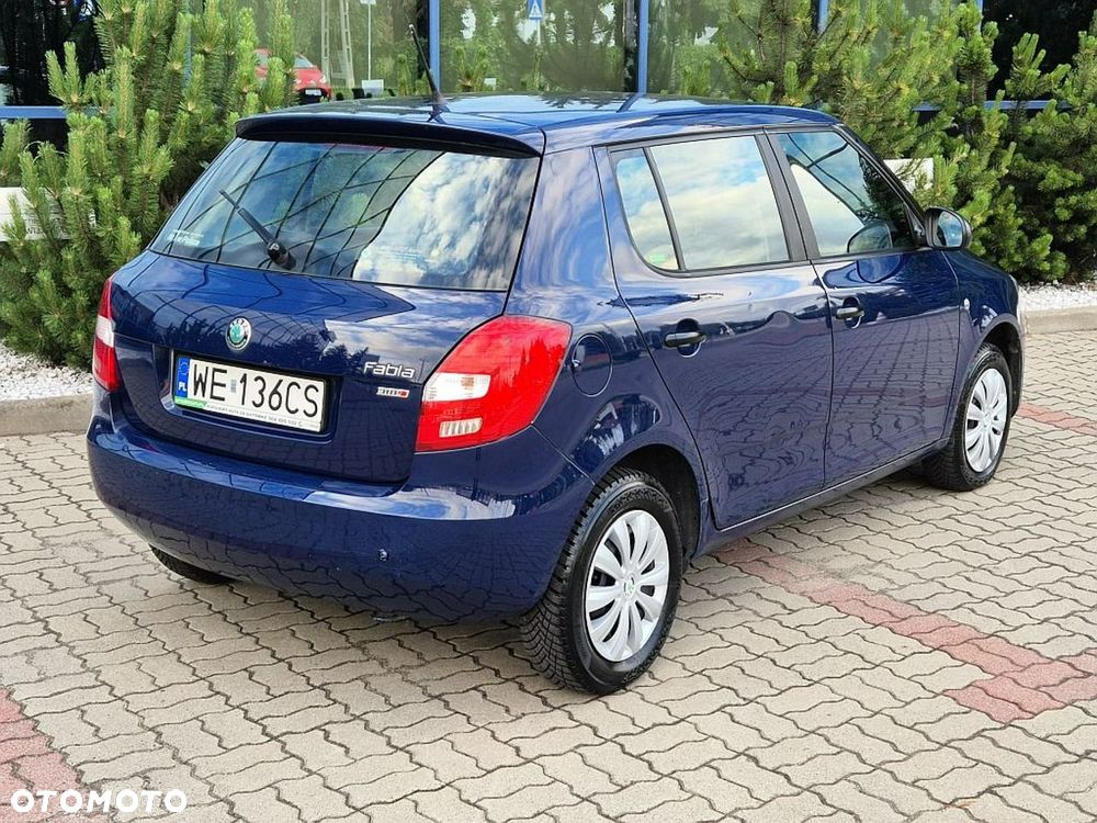 Skoda Fabia - 11
