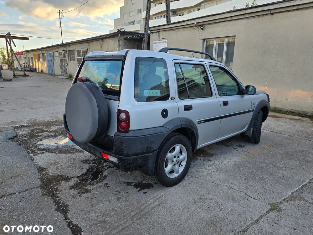 Land Rover Freelander 2.0 D - 6