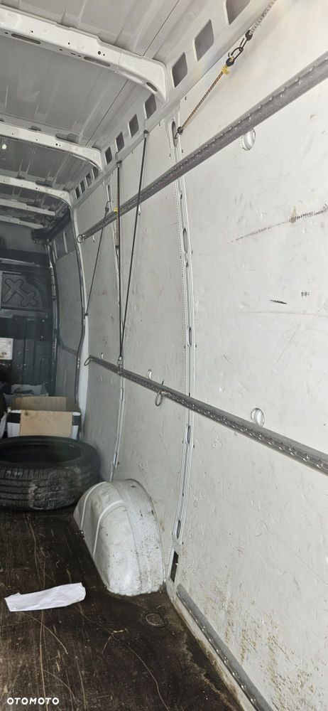 Iveco DAILY - 11