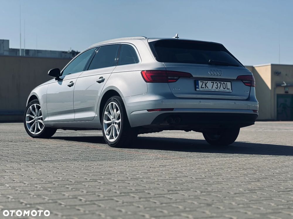 Audi A4 Avant 2.0 TDI S tronic - 4