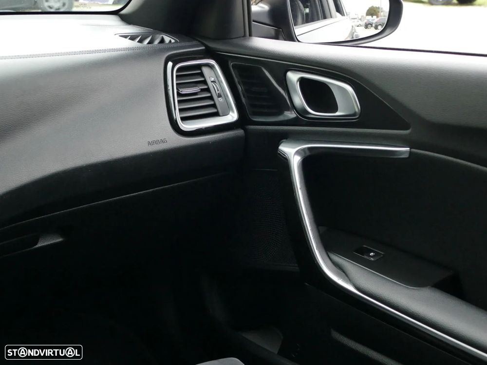 Kia Ceed 1.0 T-GDI GT Line - 33