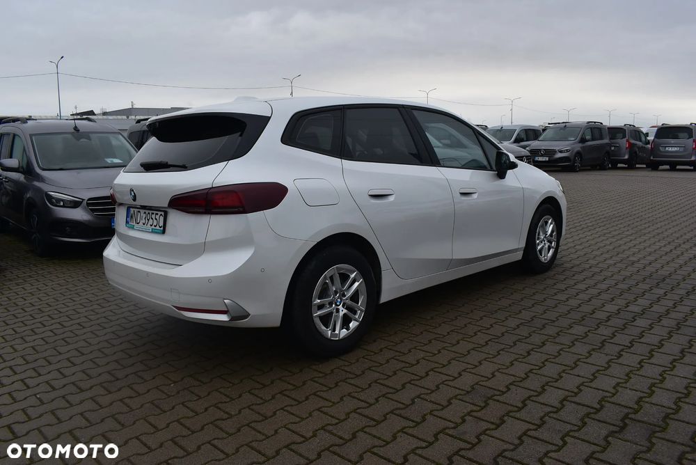 BMW Seria 2 218i - 6