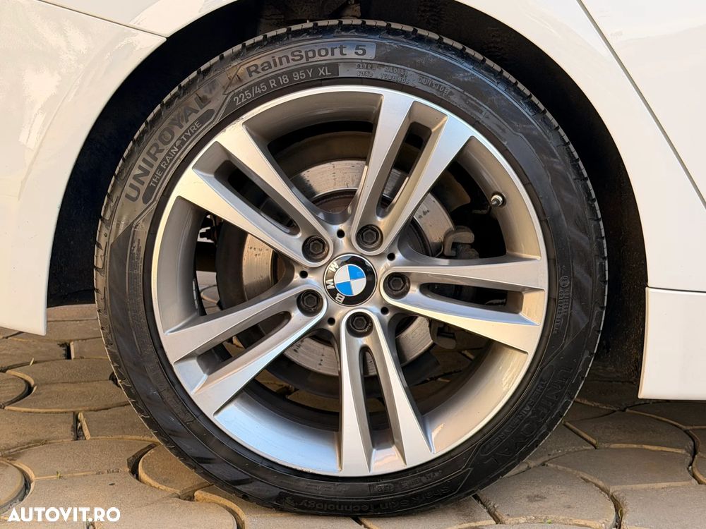 BMW Seria 4 418d Aut. Sport Line - 29