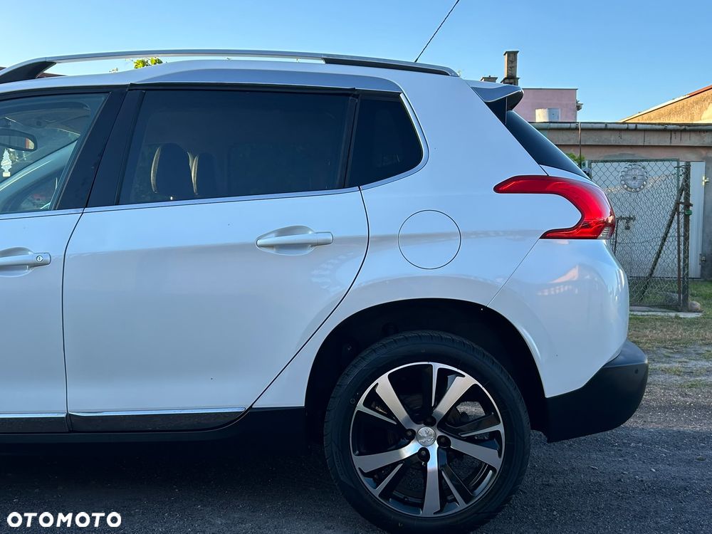 Peugeot 2008 e-HDi FAP 115 STOP & START Allure - 18