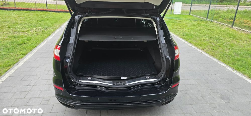 Ford Mondeo 2.0 EcoBoost STart-Stopp Autom Titanium - 25