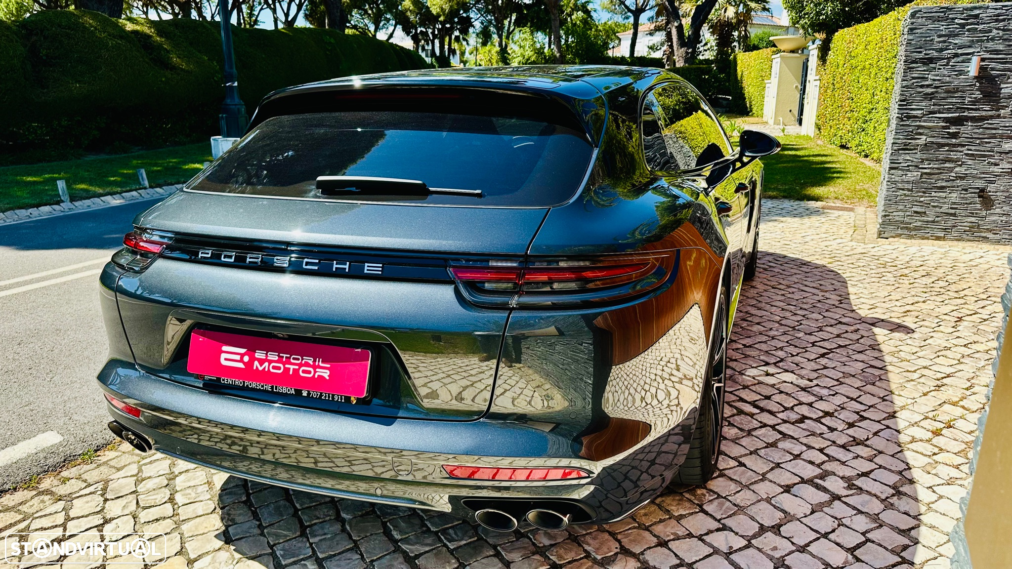 Porsche Panamera Sport Turismo - 23