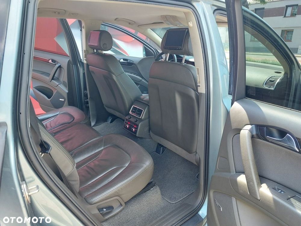 Audi Q7 - 13