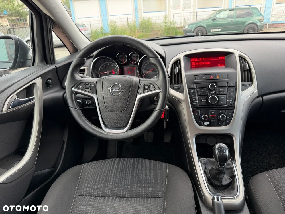Opel Astra 1.4 Turbo Active - 10