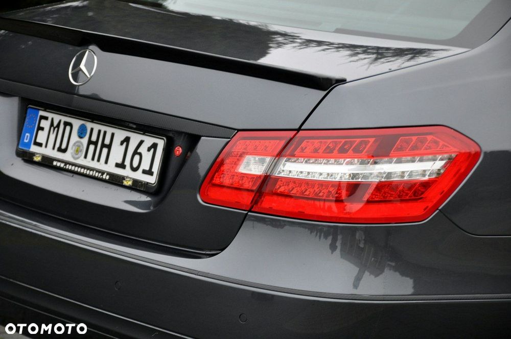 Mercedes-Benz Klasa E - 16