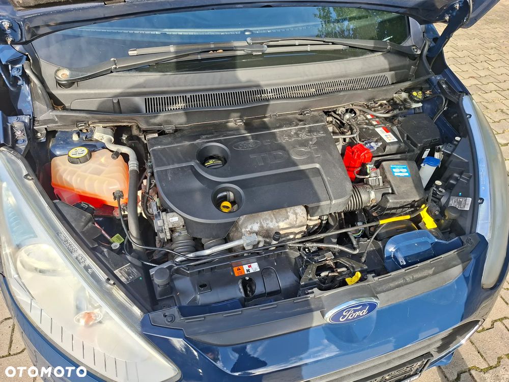 Ford B-MAX - 21