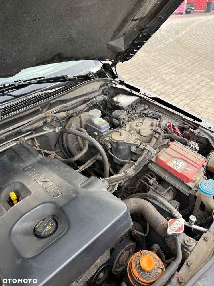 Suzuki Grand Vitara 2.0 De luxe - 11