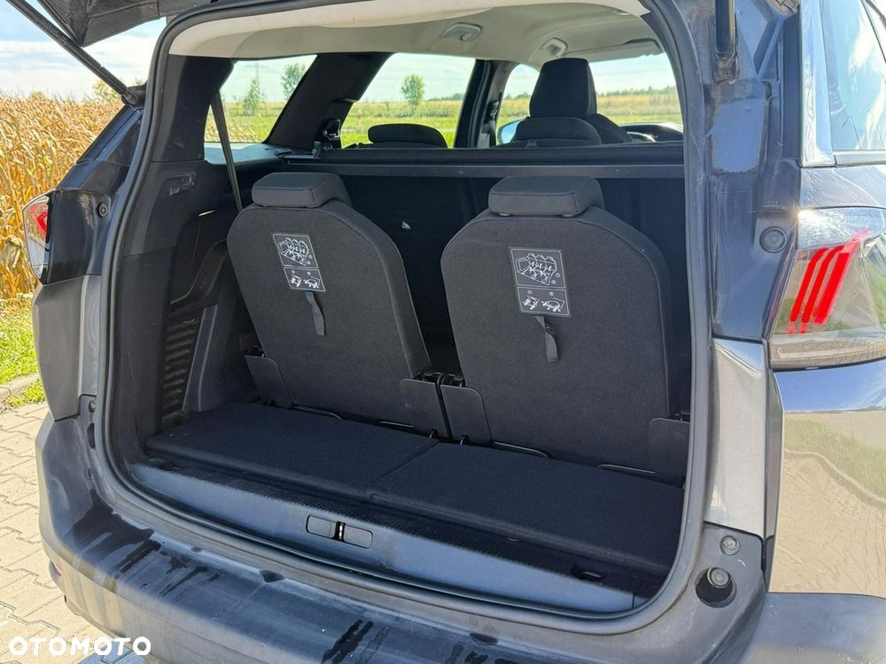 Peugeot 5008 1.5 BlueHDi Allure S&S - 19