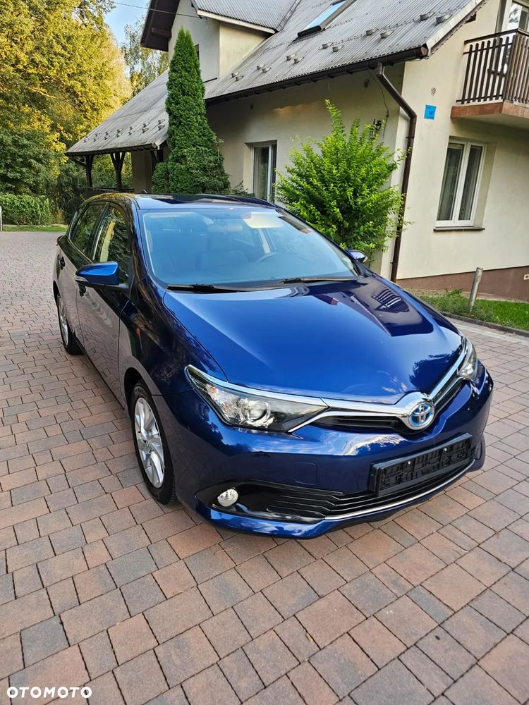 Toyota Auris - 1