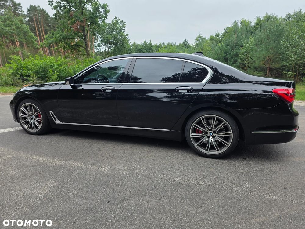 BMW Seria 7 740Li - 17