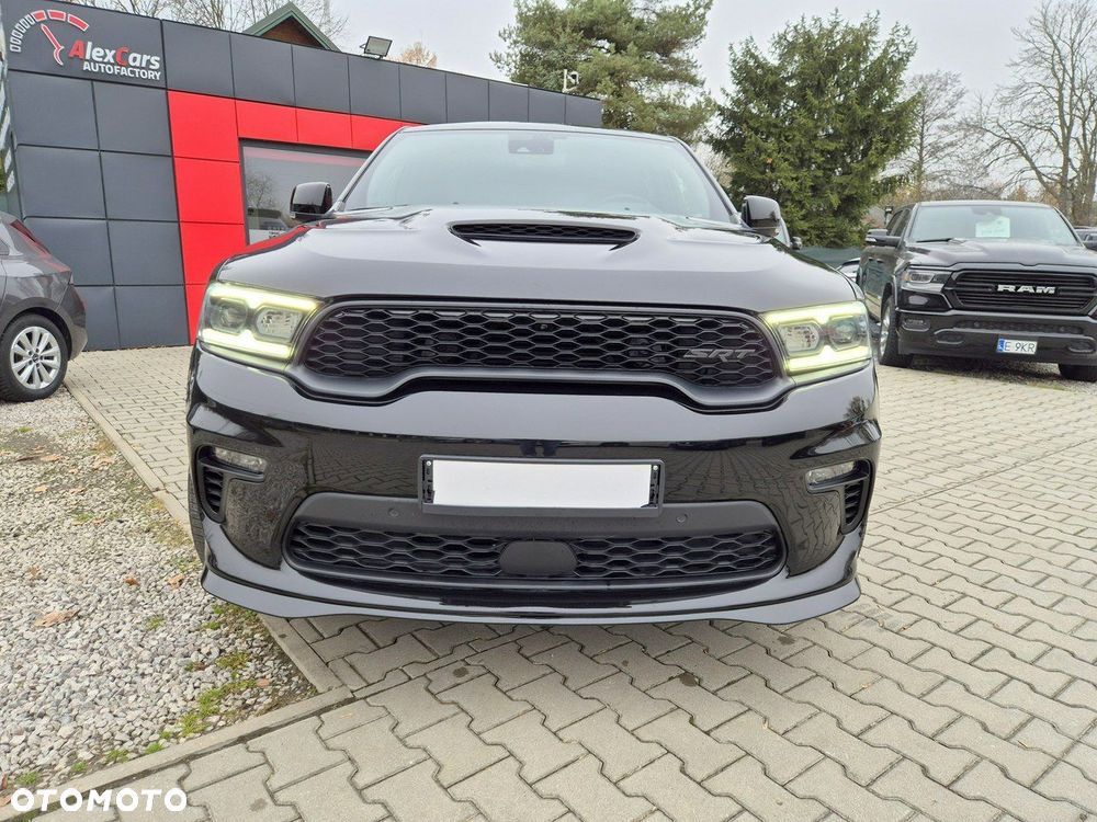 Dodge Durango 6.4 SRT - 7