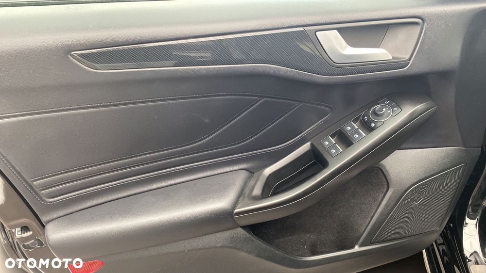 Ford Focus 2.3 EcoBoost ST X - 15
