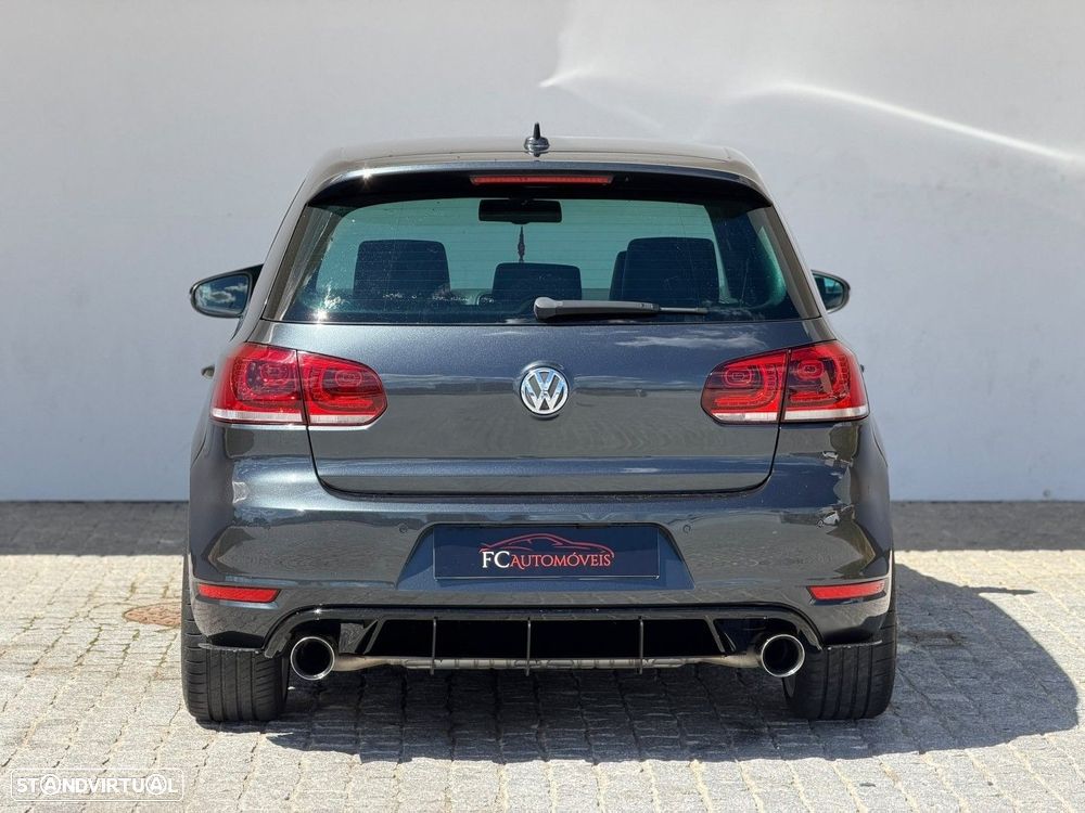 VW Golf 2.0 GTI DSG - 14