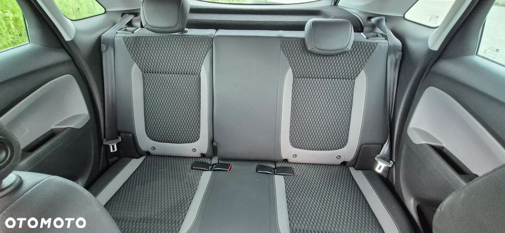 Opel Crossland X 1.2 T Design Line S&S - 18
