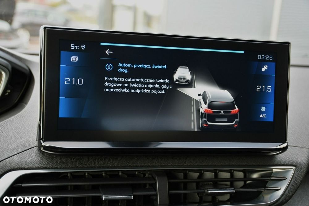 Peugeot 5008 1.5 BlueHDi Allure S&S - 28